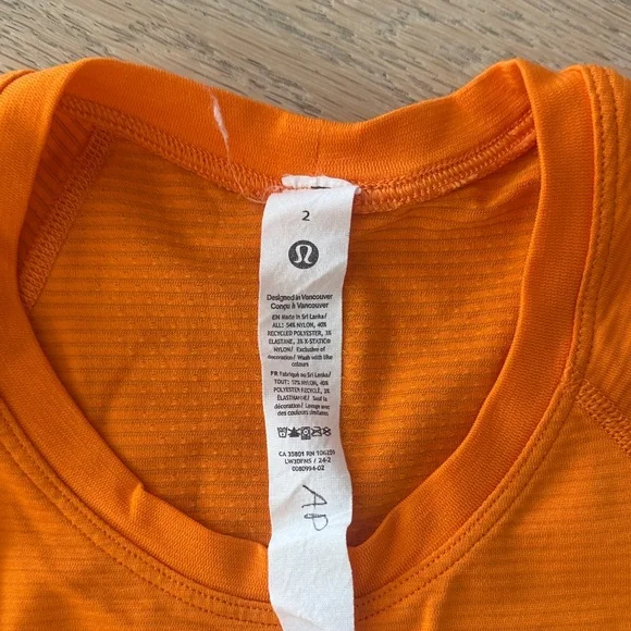Lululemon Athletica Tangerine Tee - Picture 2 of 2